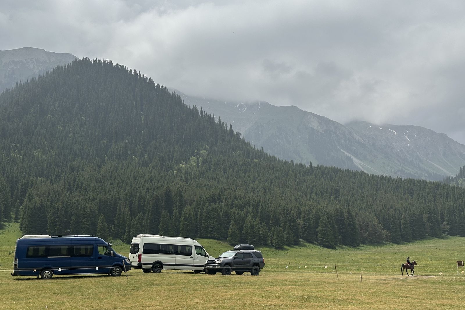 The Jeti-Oguz valley under low cloud, photographed by Ilgiz in June 2025